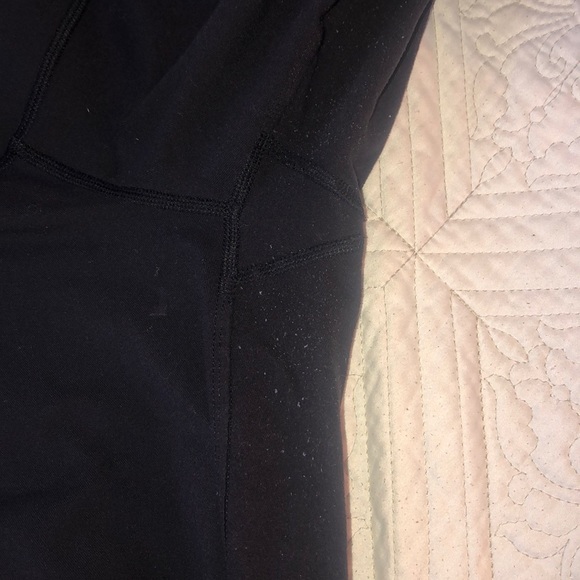 Lululemon black leggings, Wunder Under low-rise. - Picture 5 of 5